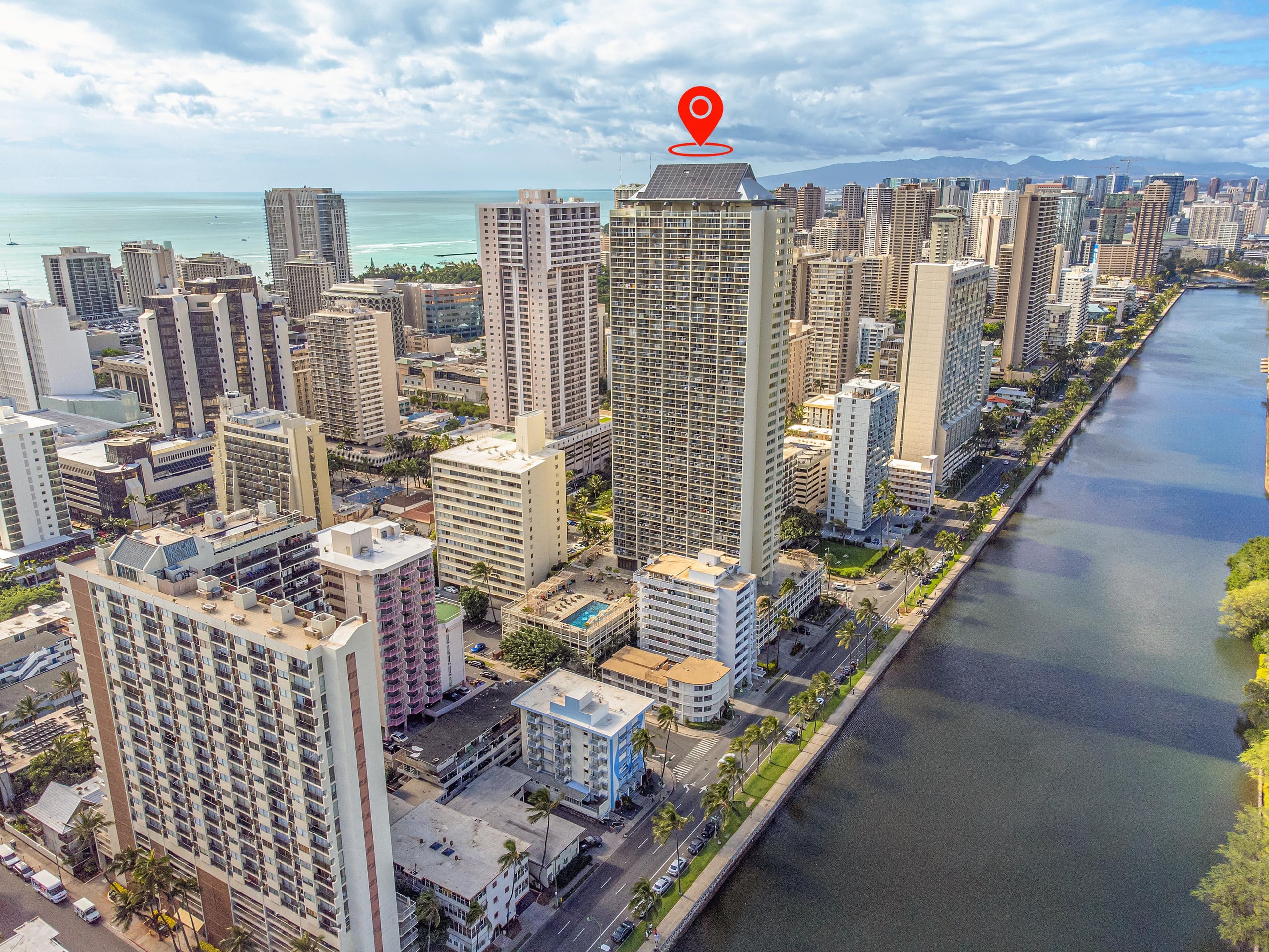Condo in Honolulu · ★4.93 · Studio · 1 bed · 1 bath - Image 15