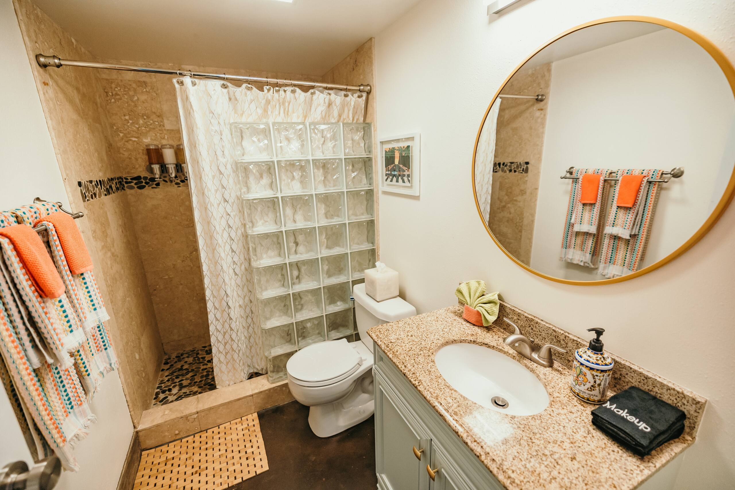 Condo in Kihei · ★4.96 · 1 bedroom · 2 beds · 1 private bath - Image 12