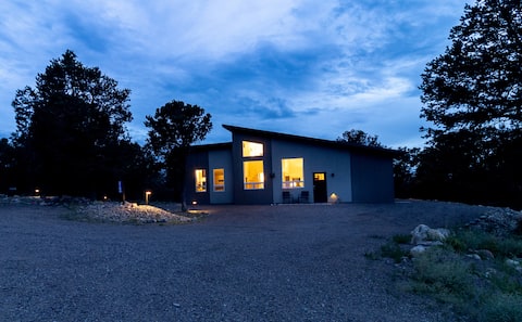 Private Sanctuary: "A luxurious mountain oasis"