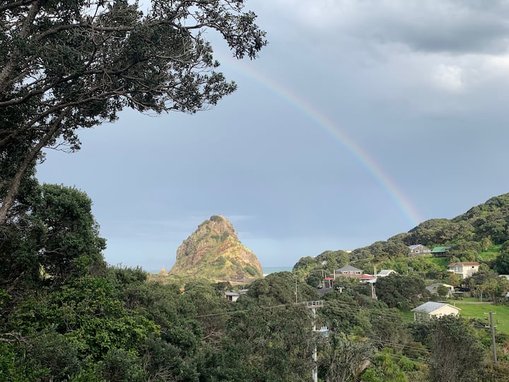 Two Houses, One Property. Views, Stroll To Beach. - Auckland