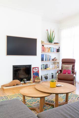 Townhouse 11 – Majestic Village, Kalk Bay gallery image 3