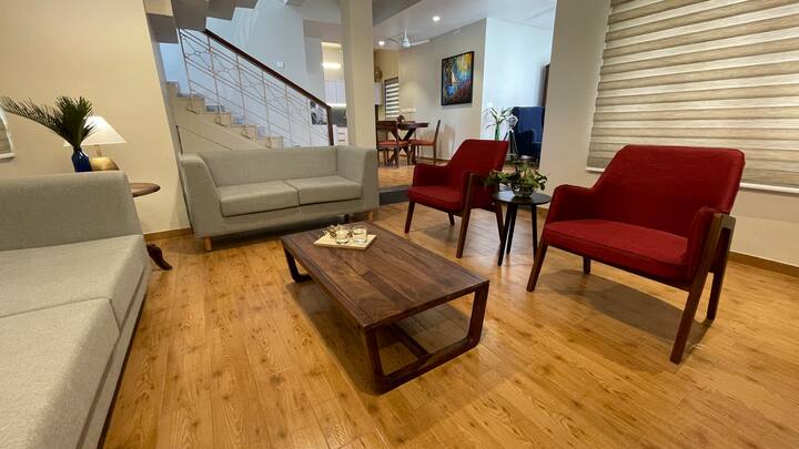 Living room image 3
