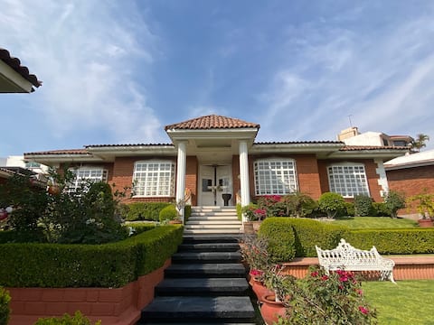 Beautiful and quiet house in Lomas de la Hacienda