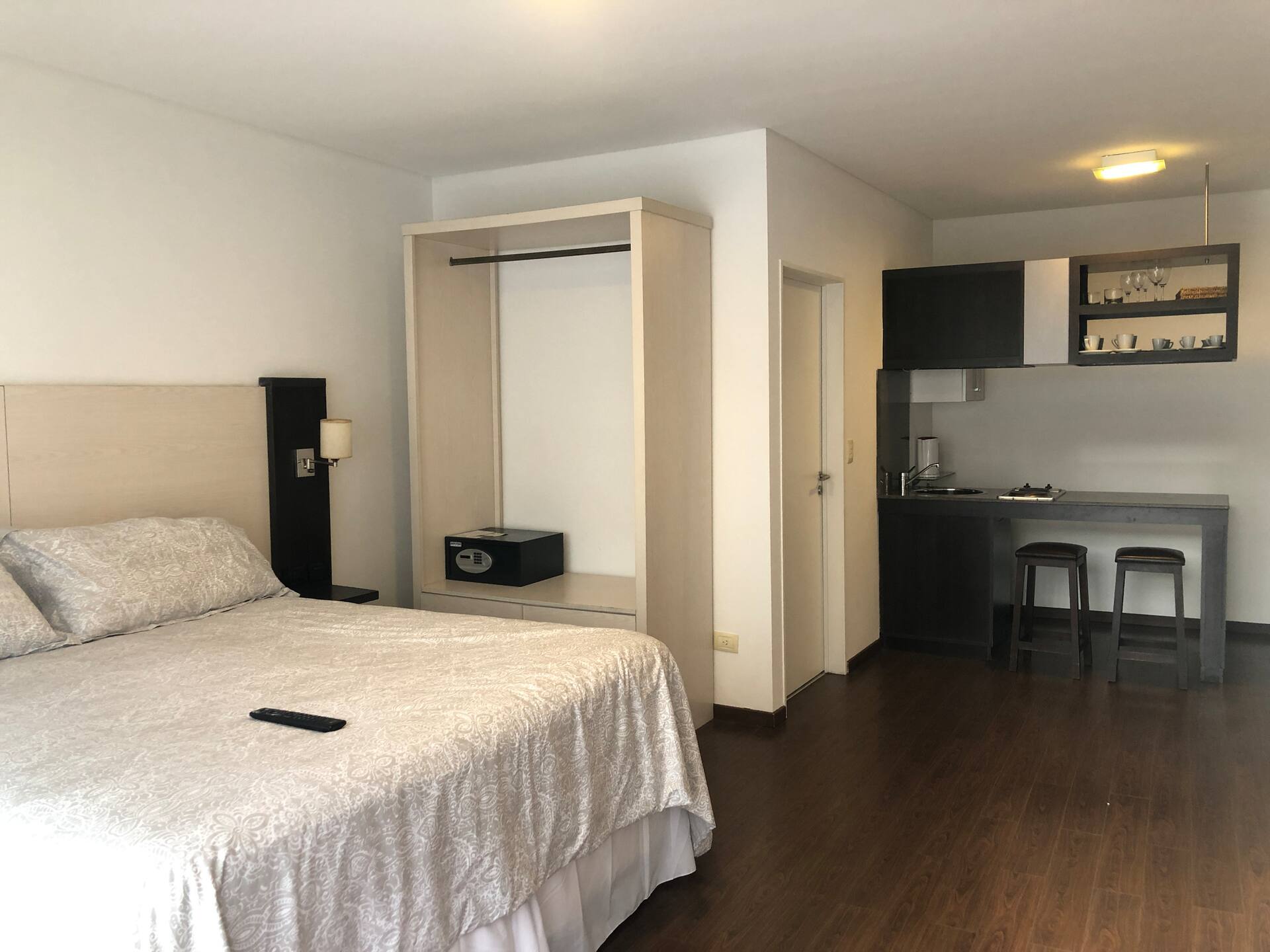 Apartment steps from Puerto Madero and Buque Bus