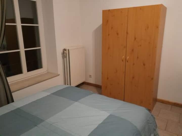 საძინებელი 1