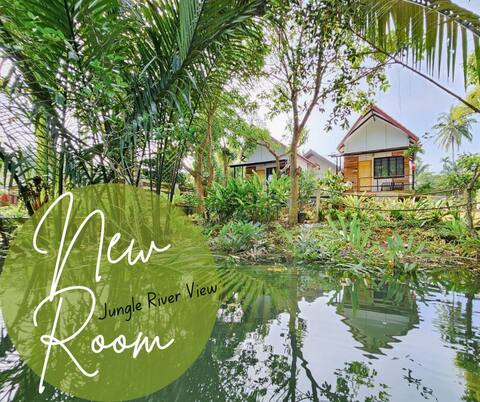 Bungalow waterfront in the peaceful location