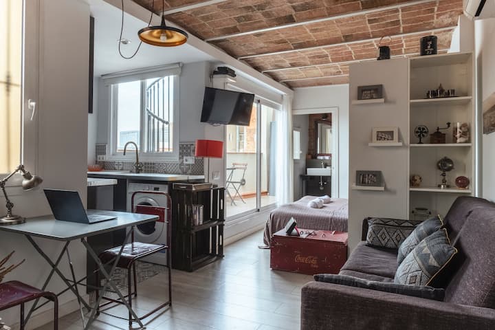 Cozy Penthouse W/ Private Rooftop Terrace - La Barceloneta
