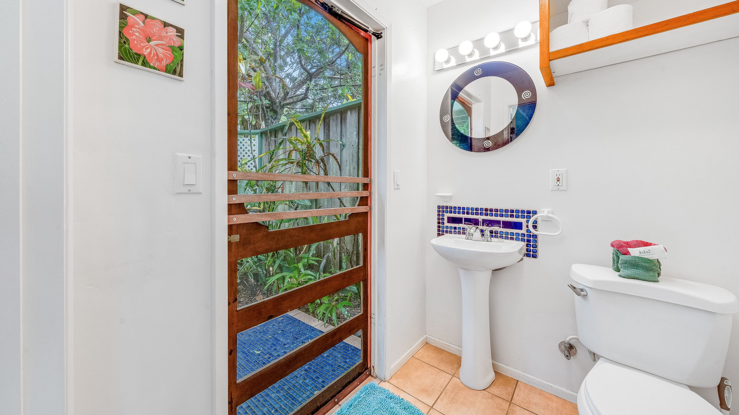 Haleakala Cottage - private hot tub, pool access - Photo 12