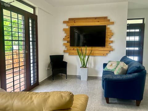 Successful Airbnb property: Celia's House in Aguada