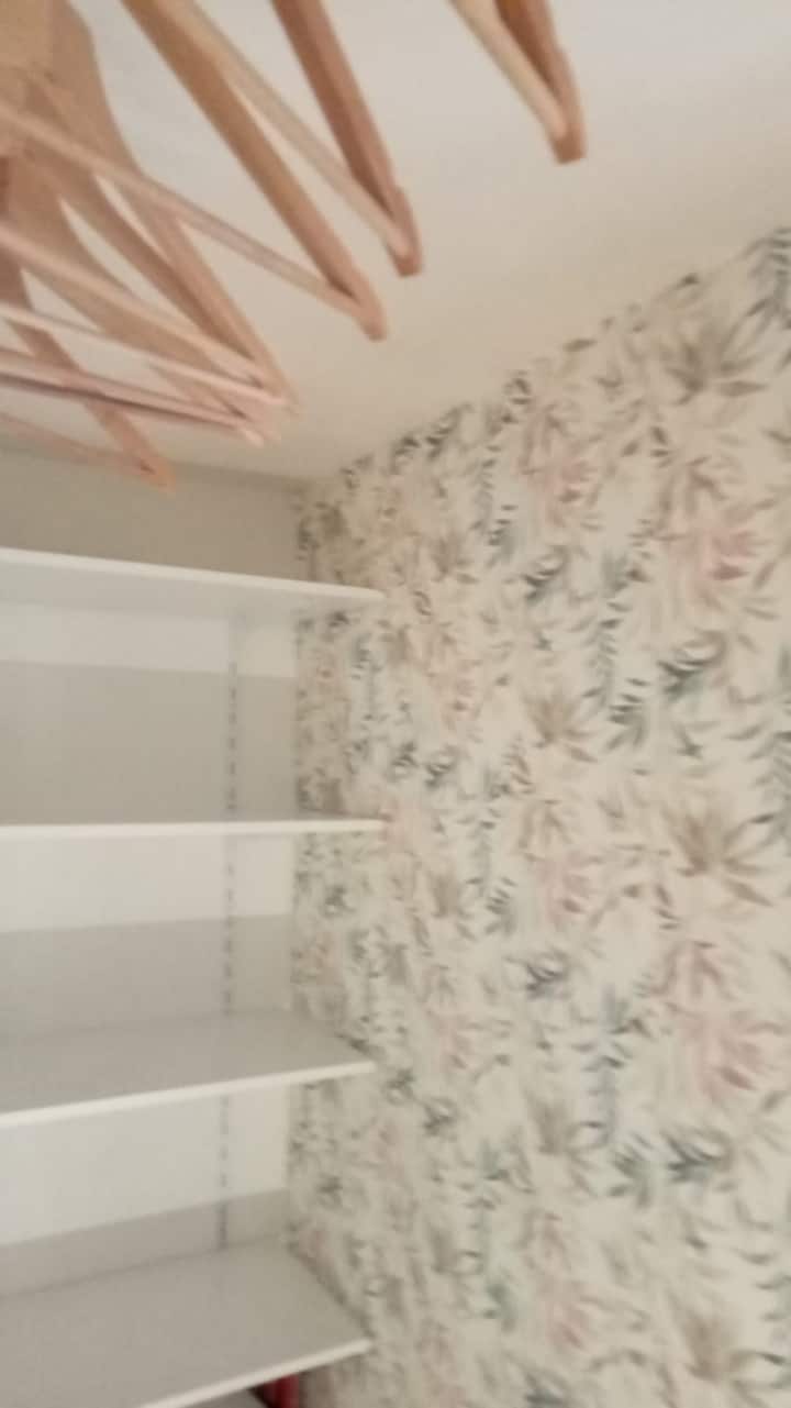 Armario con vestidor