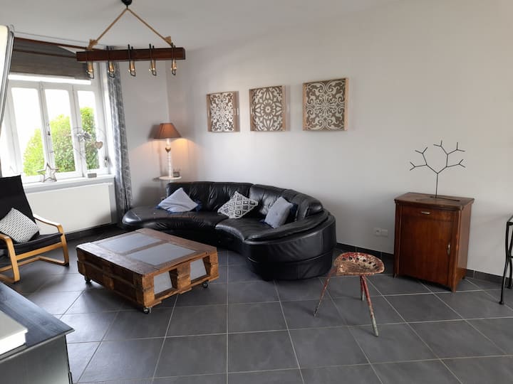 Gîte Chaleureux Au Calme Proche Des Commodités - Avesnes-sur-Helpe