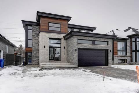 Luxury New Home -  with  Parking