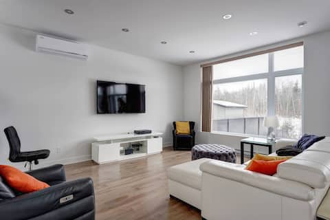 Luxury New Home – with Parking