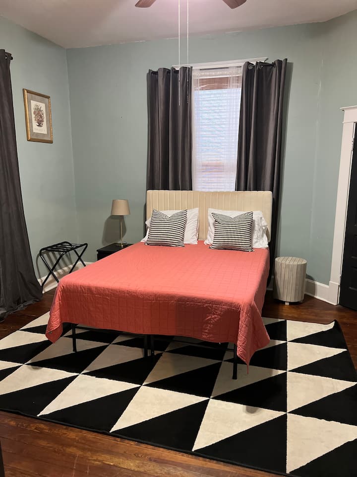 Spacieuse deuxième chambre avec lit Queen Size !