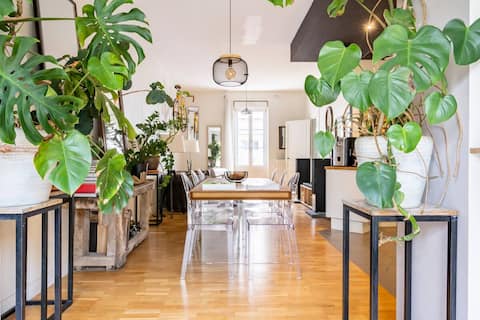 Pleasant townhouse close to the center.