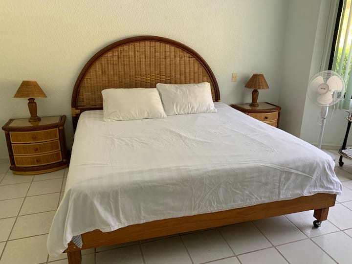 غرفة النوم 2