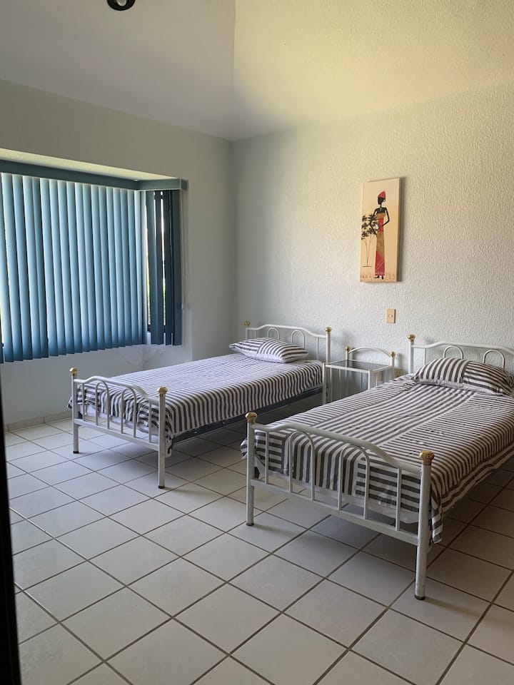 غرفة النوم 1