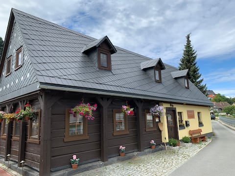 Holiday house Sissi with jacuzzi & sauna, very quiet