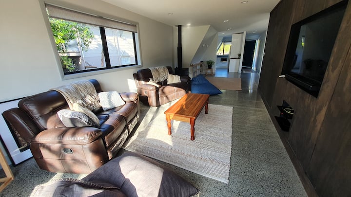Crew's Quarters - Relax Just 3 Minutes From Marina - Picton