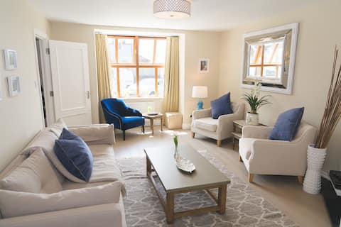 Successful Airbnb property: Luxury Dingle Holiday Home in Corca Dhuibhne