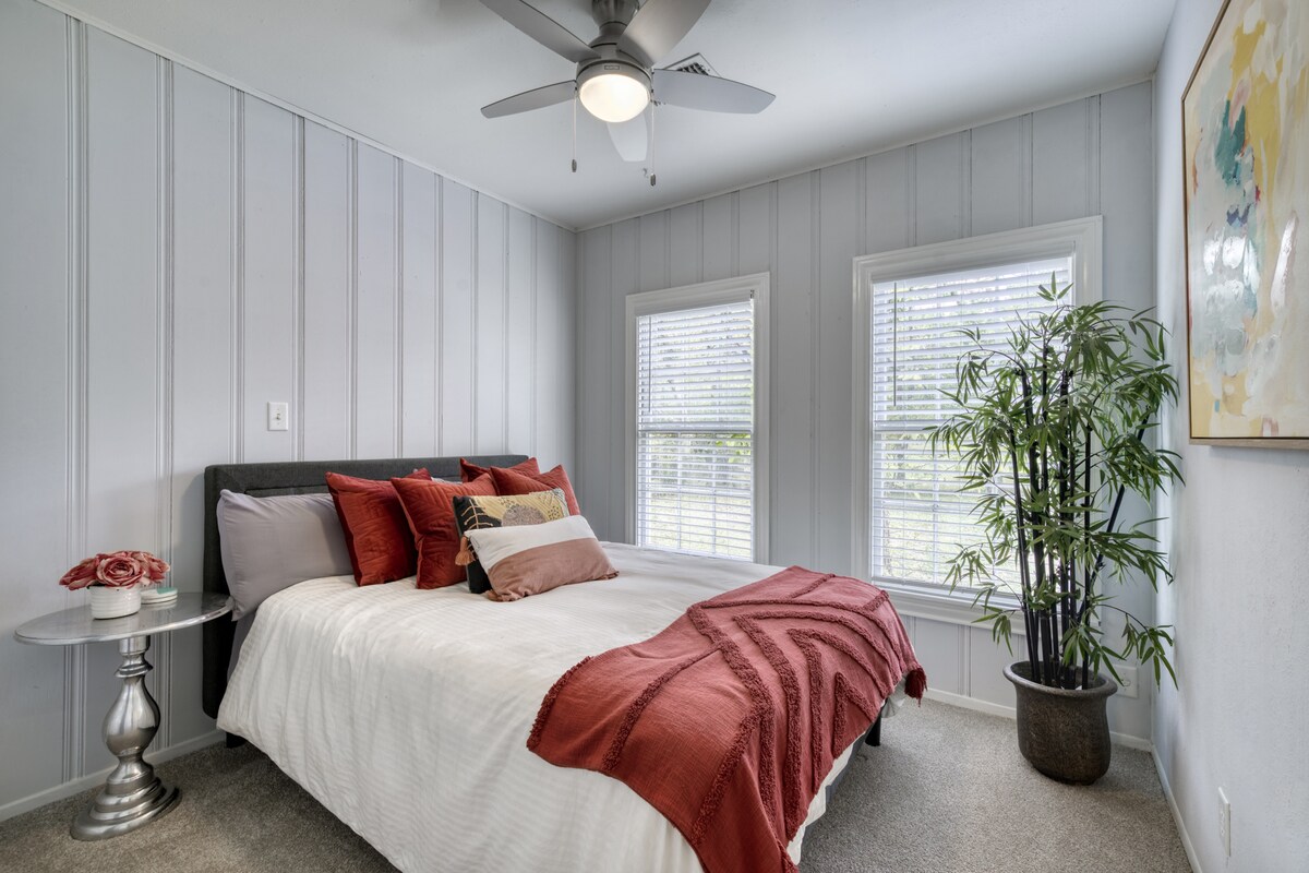 早上睡觉或醒来时醒来时，清爽一下 