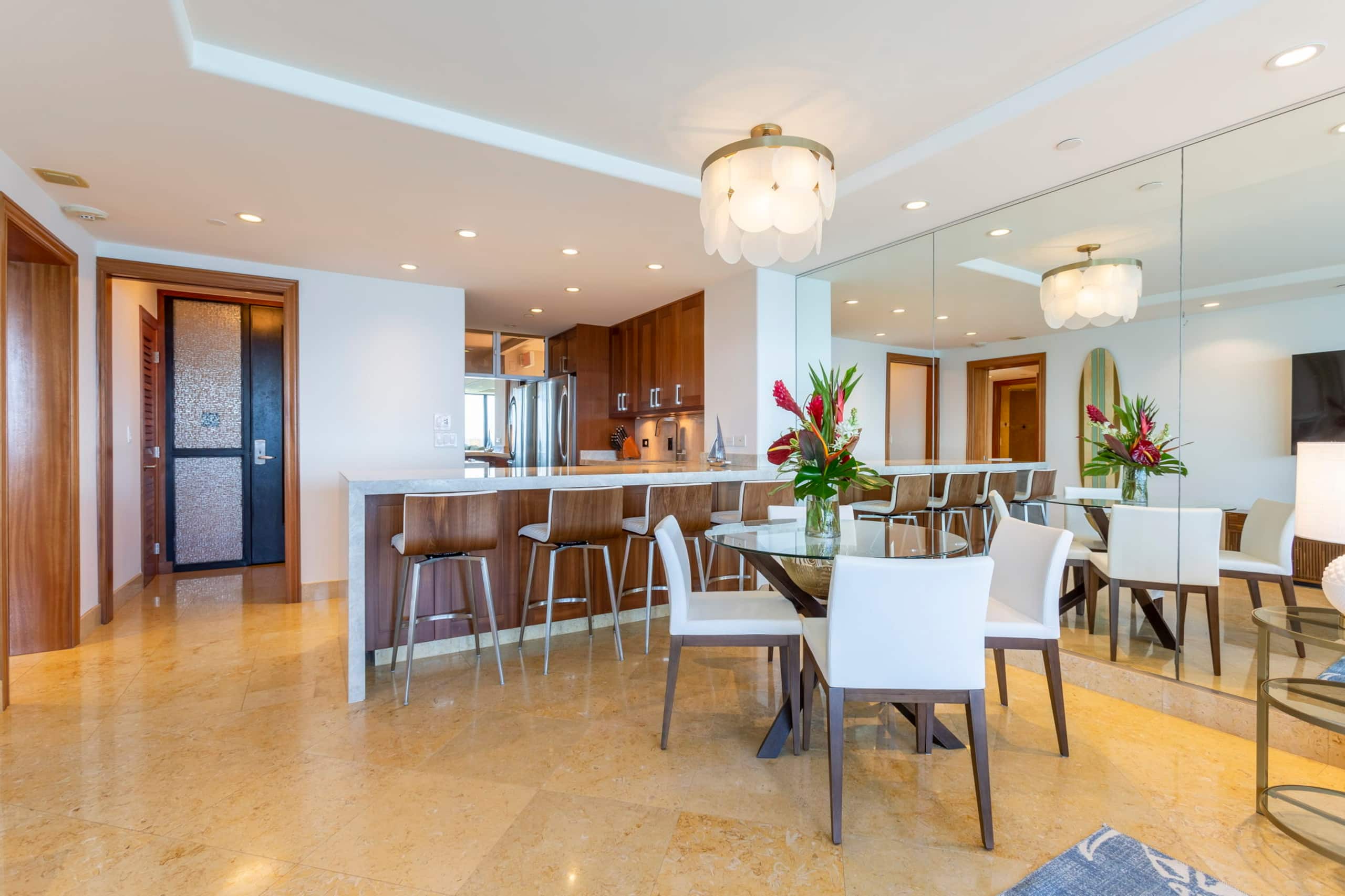 Condo in Lahaina · ★4.98 · 1 bedroom · 2 beds · 1 bath - Image 8