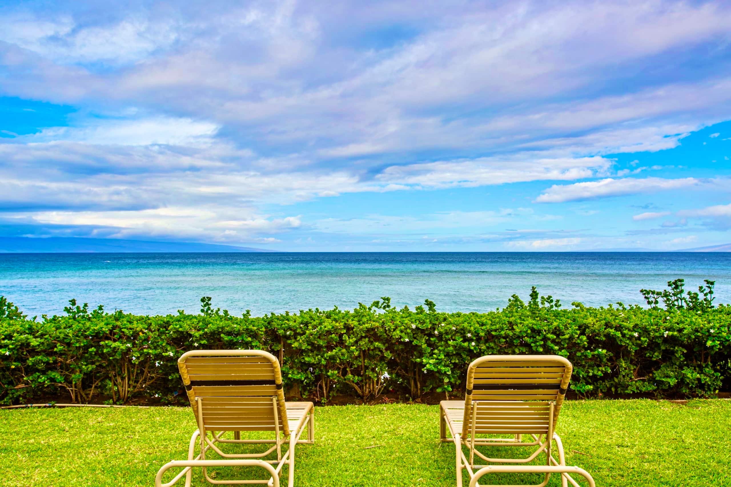 Condo in Lahaina · ★4.98 · 1 bedroom · 2 beds · 1 bath - Image 15