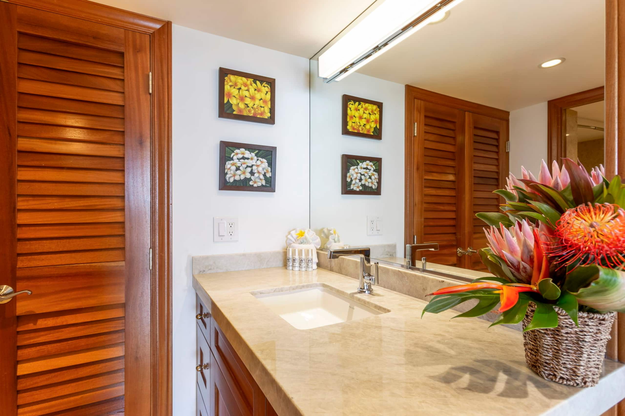 Condo in Lahaina · ★4.98 · 1 bedroom · 2 beds · 1 bath - Image 11