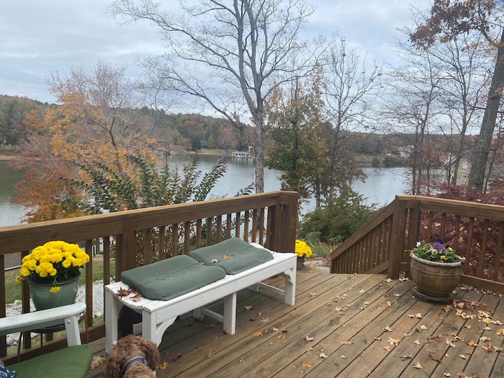 Cozy 1 Bedroom on Hyco Lake Near VIR Cottages for Rent in Semora