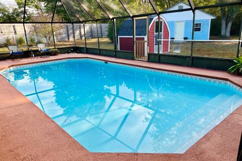 Serene Home~Private Pool~Near Beaches~Dog Friendly