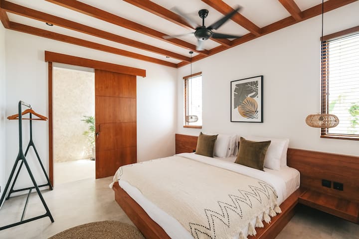 საძინებლის ლამაზი ფლიგელი