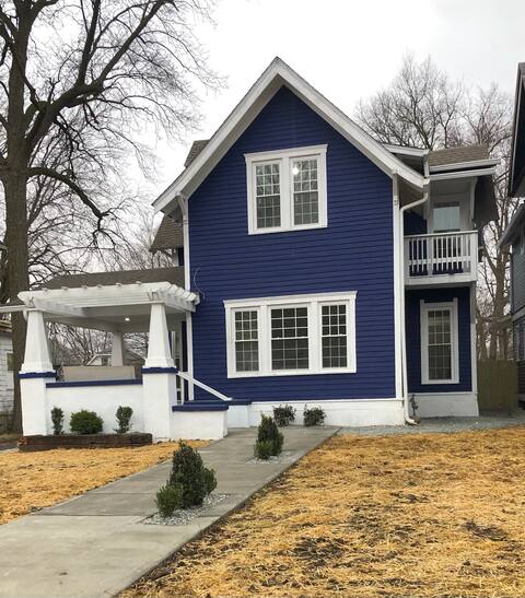 The Cozy Cottage - plenty of privacy & work space