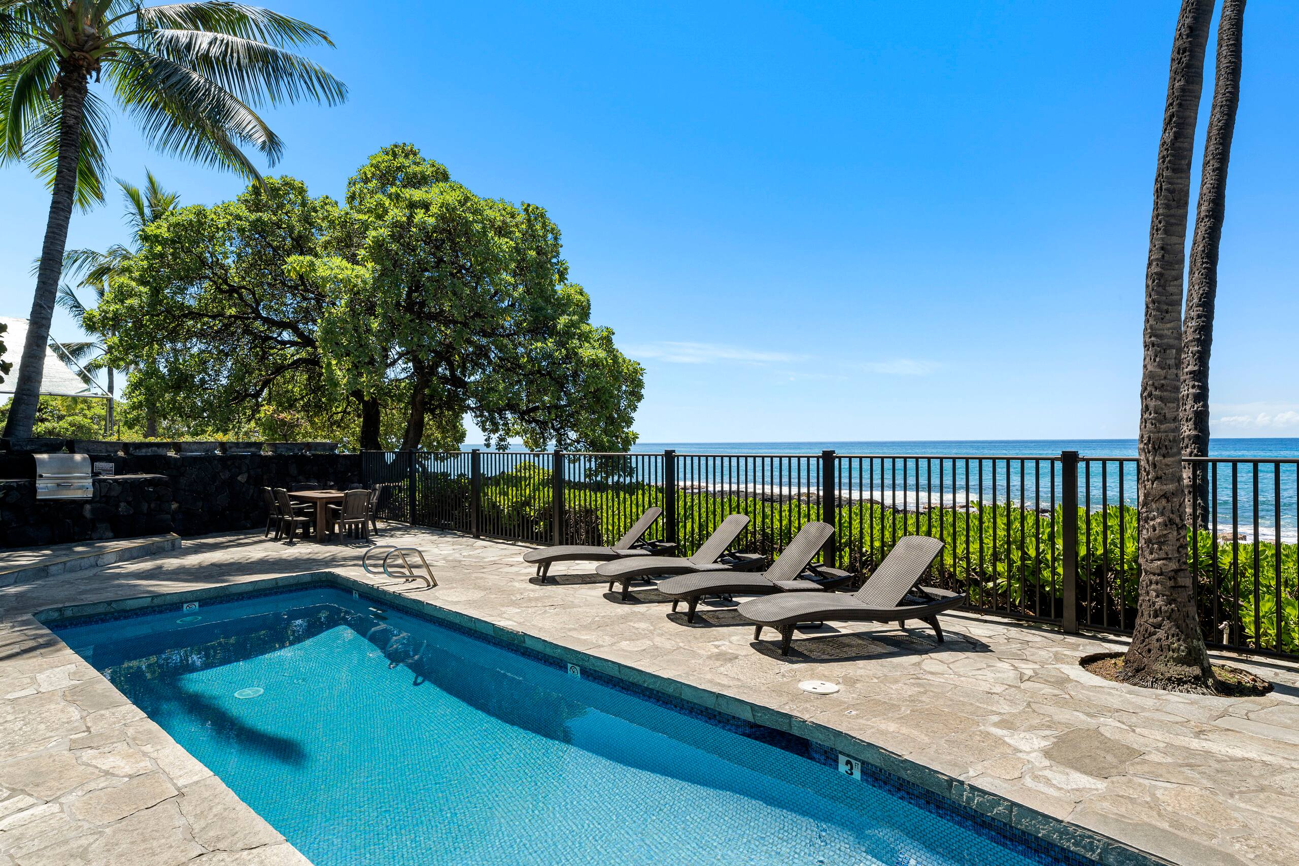 Condo in Kailua-Kona · ★4.98 · 2 bedrooms · 2 beds · 2 baths - Image 40