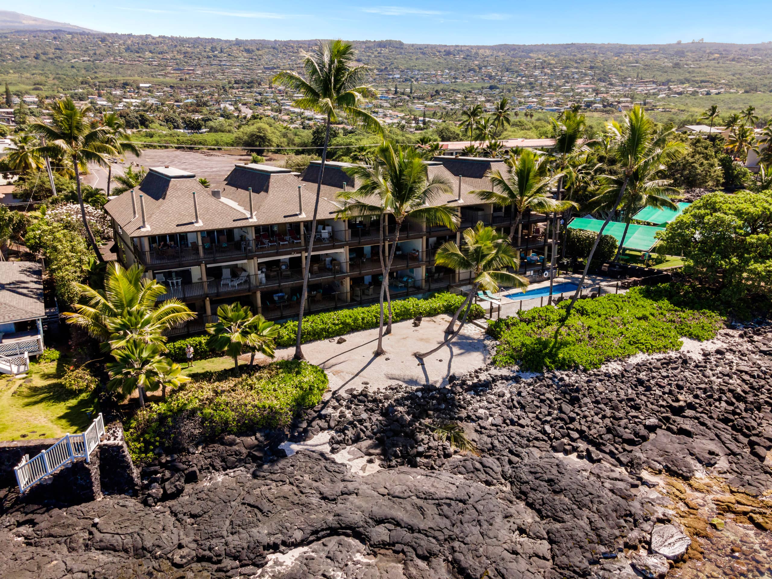 Condo in Kailua-Kona · ★4.98 · 2 bedrooms · 2 beds · 2 baths - Image 36