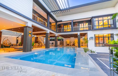 The Villa at Pansol - Natural Hot Spring Resort