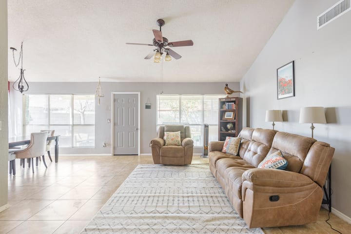 Comfortable Home Near Stadium And Westgate - Glendale, AZ