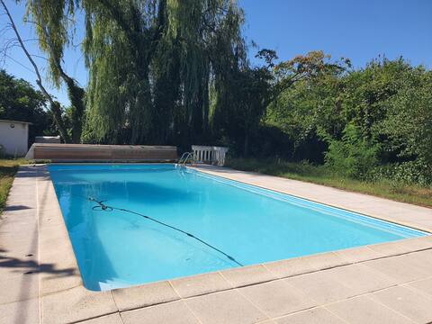 Villa with heated pool near Toulouse center