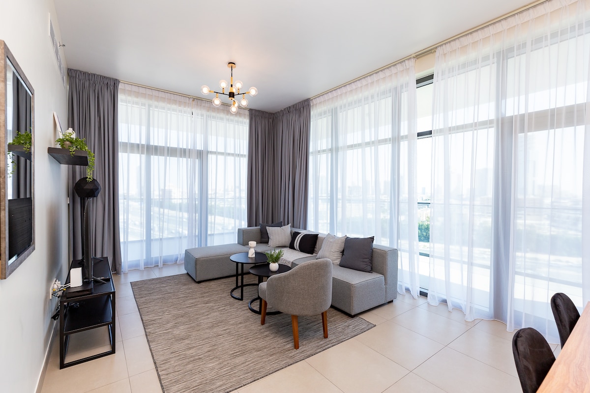 Popular Airbnb listing: Best DEAL! 3BR+Maid I ZazenOne I JVT I w/Terrace in Al Barsha South Fifth