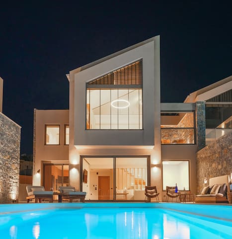 Ligaria Mare Villa Sea with private seaview pool.