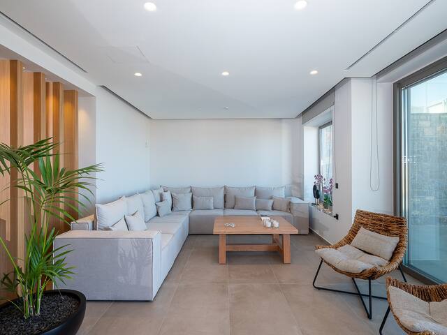 Ligaria Mare Villa Sea with private seaview pool. gallery image 5