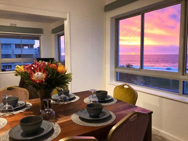 Beautiful holiday home – Sea Point.