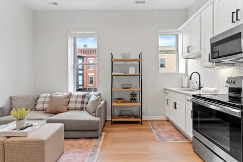 Downtown Racine Charmer Fully Renovated Retreat