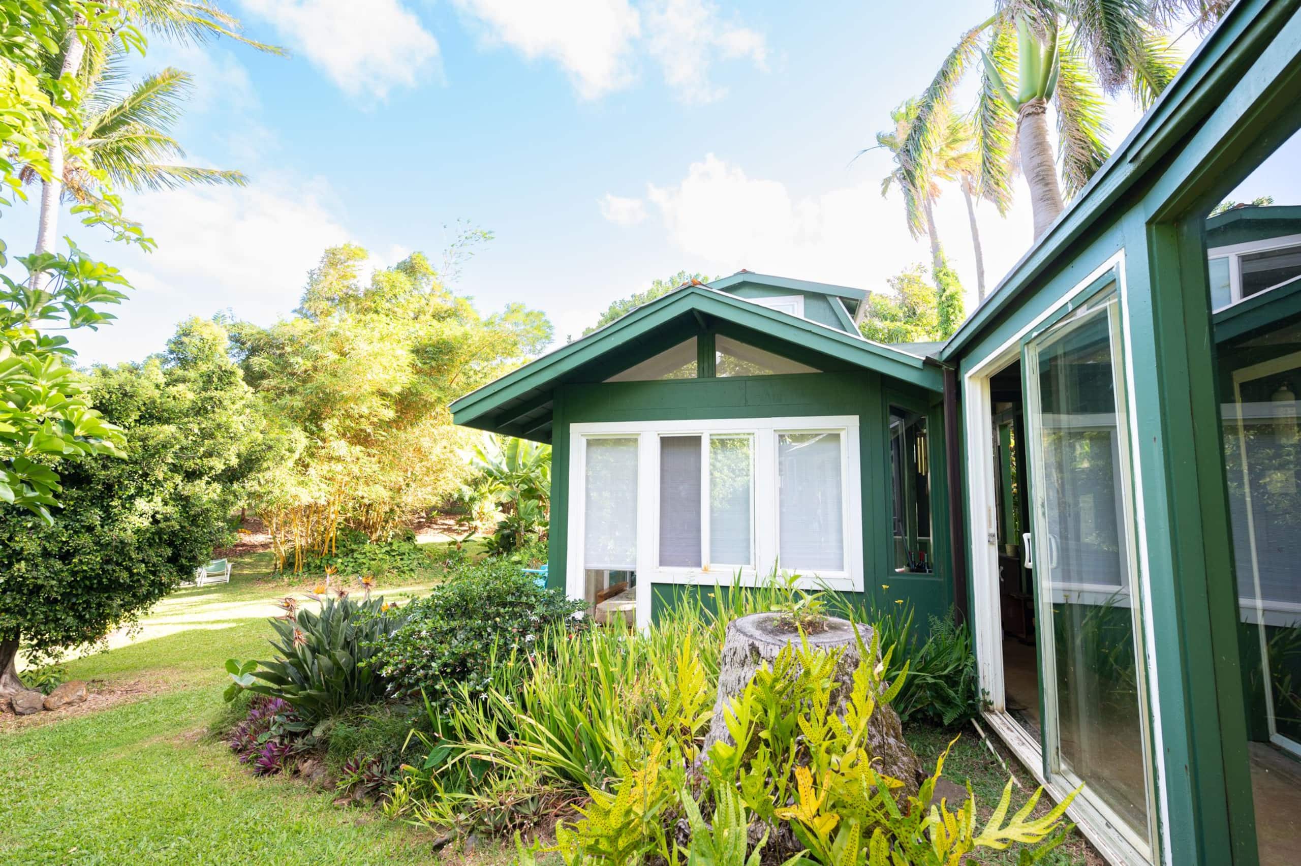Home in Maui County · ★4.97 · 1 bedroom · 2 beds · 1 bath - Photo 30