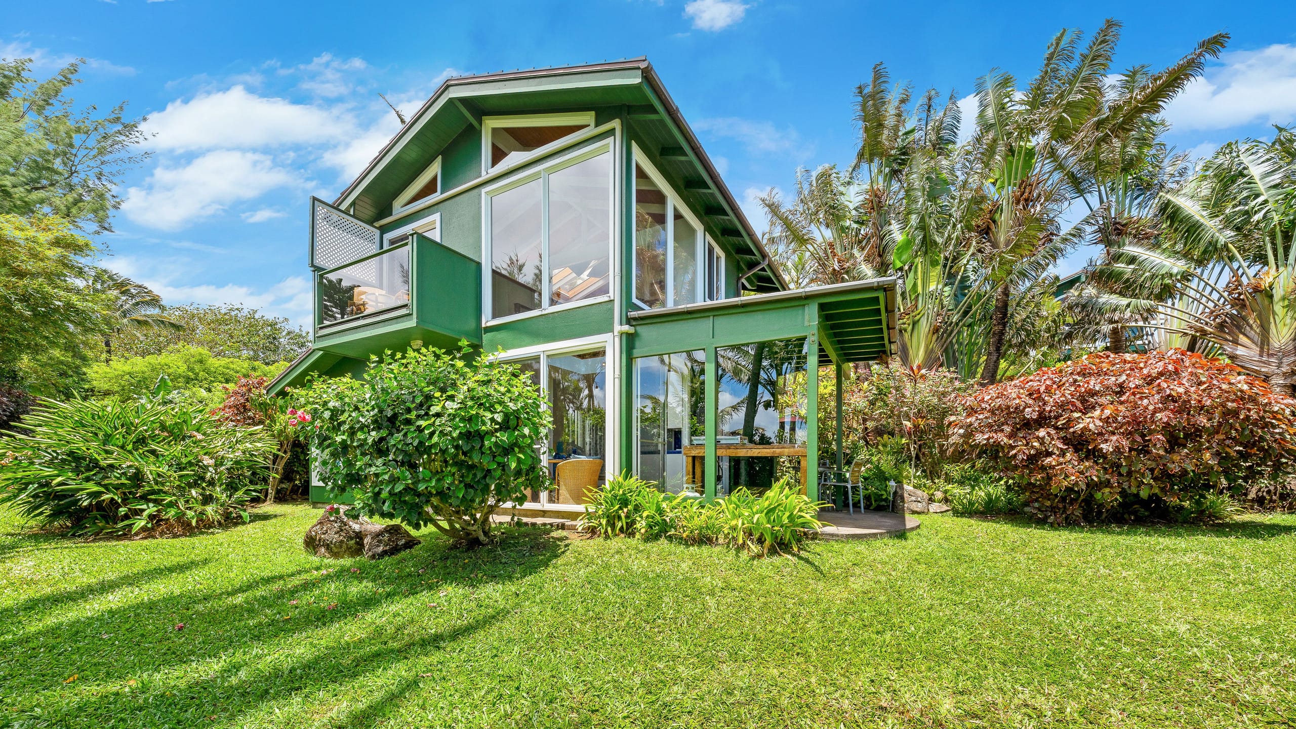 Cabin in Maui County · ★4.97 · 1 bedroom · 3 beds · 1.5 baths - Main photo