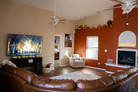 Casa De Monteagle, 2 Master King Suites, Hot Tub!