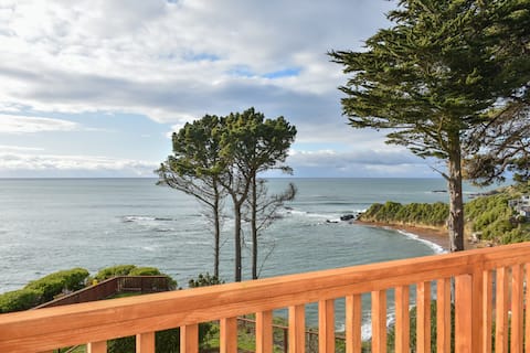 Cliffview - Ocean front retreat