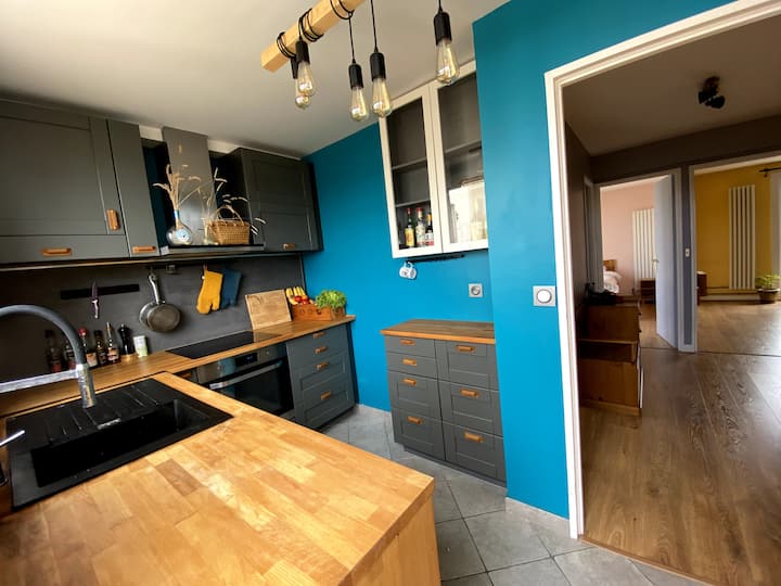 Budget/Penthouse/Cosy place Versailles &Eiffel Apartments for Rent