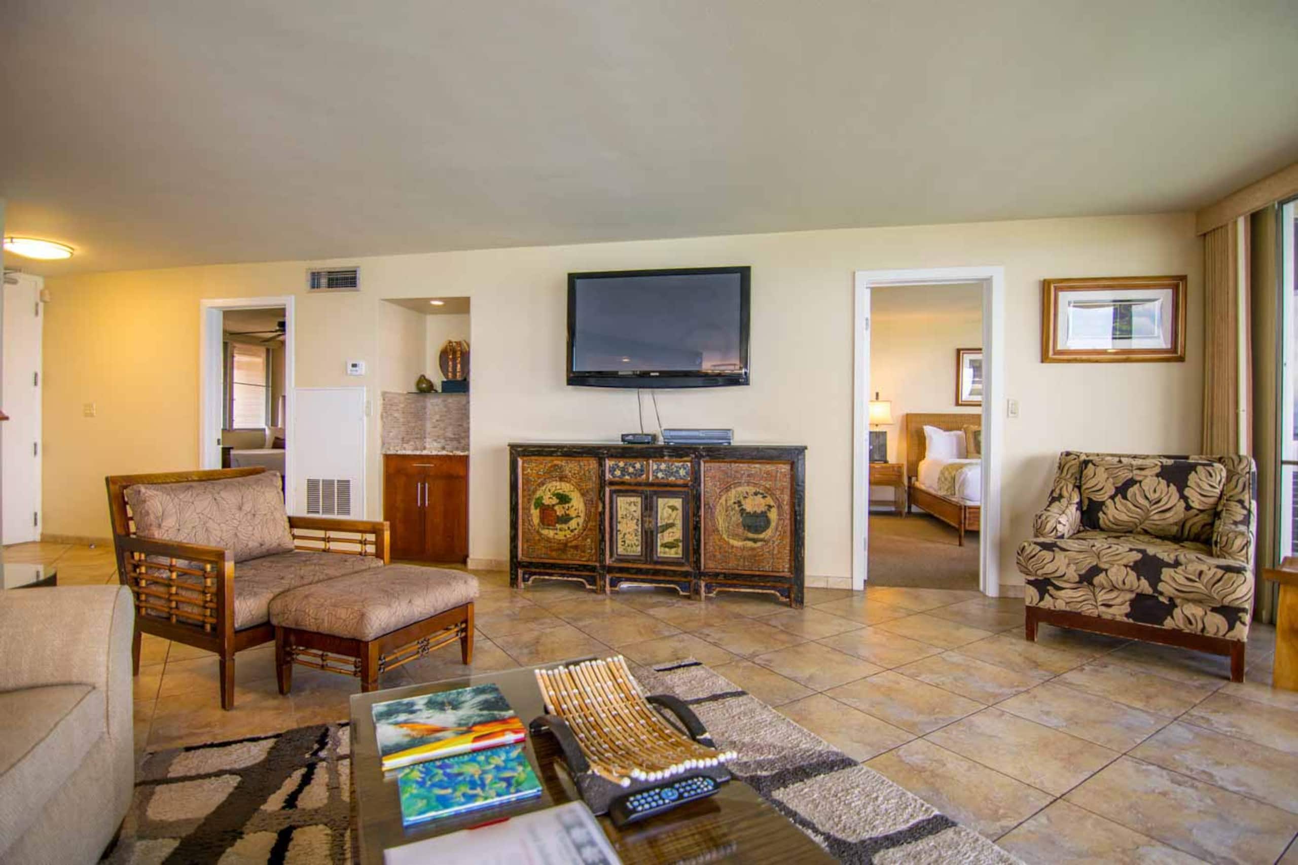 Royal Kahana Maui Unit 1110 Oceanfront 2BD/2BA - Image 3