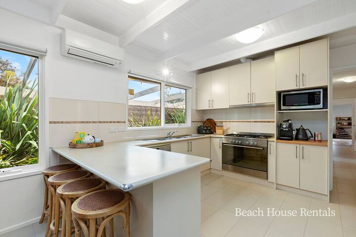 Elegant Beach Escape, Miller in Blairgowrie gallery image 4