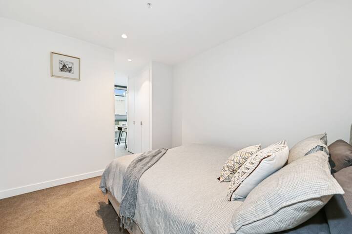 Lovely 3-bedroom Apartment for6 gallery image 5